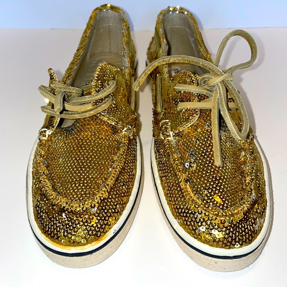 Steve Madden. Gold sequins boat shoes. - Picture 2 of 6